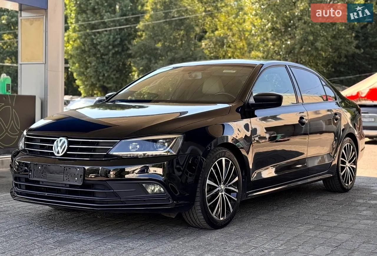 Volkswagen Jetta, 2016