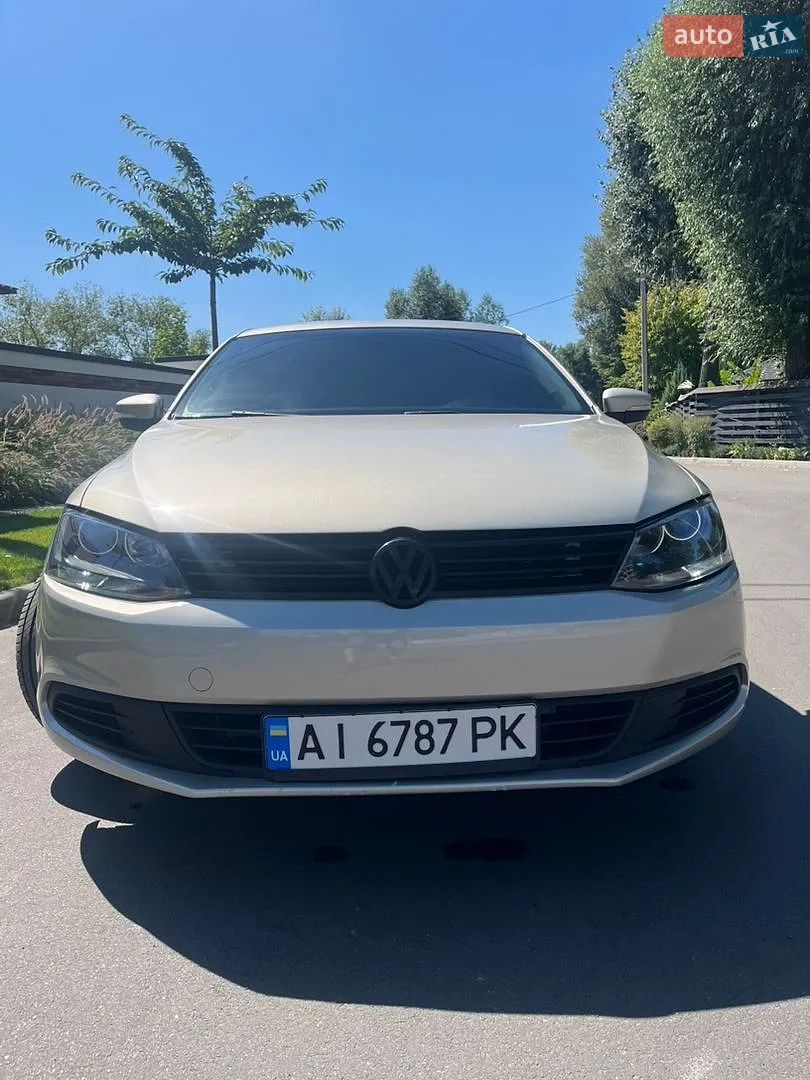 Volkswagen Jetta, 2014