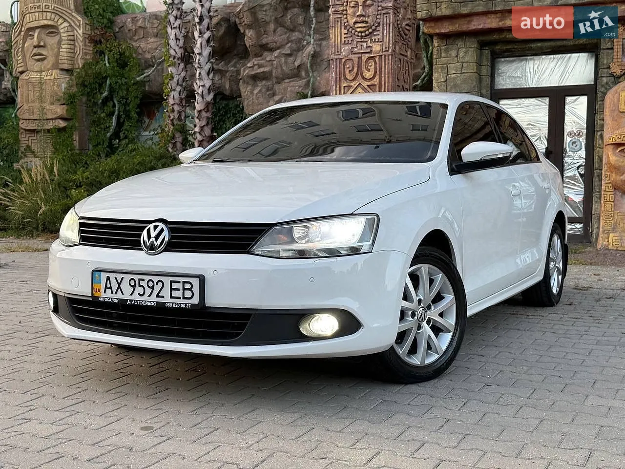 Volkswagen Jetta, 2013