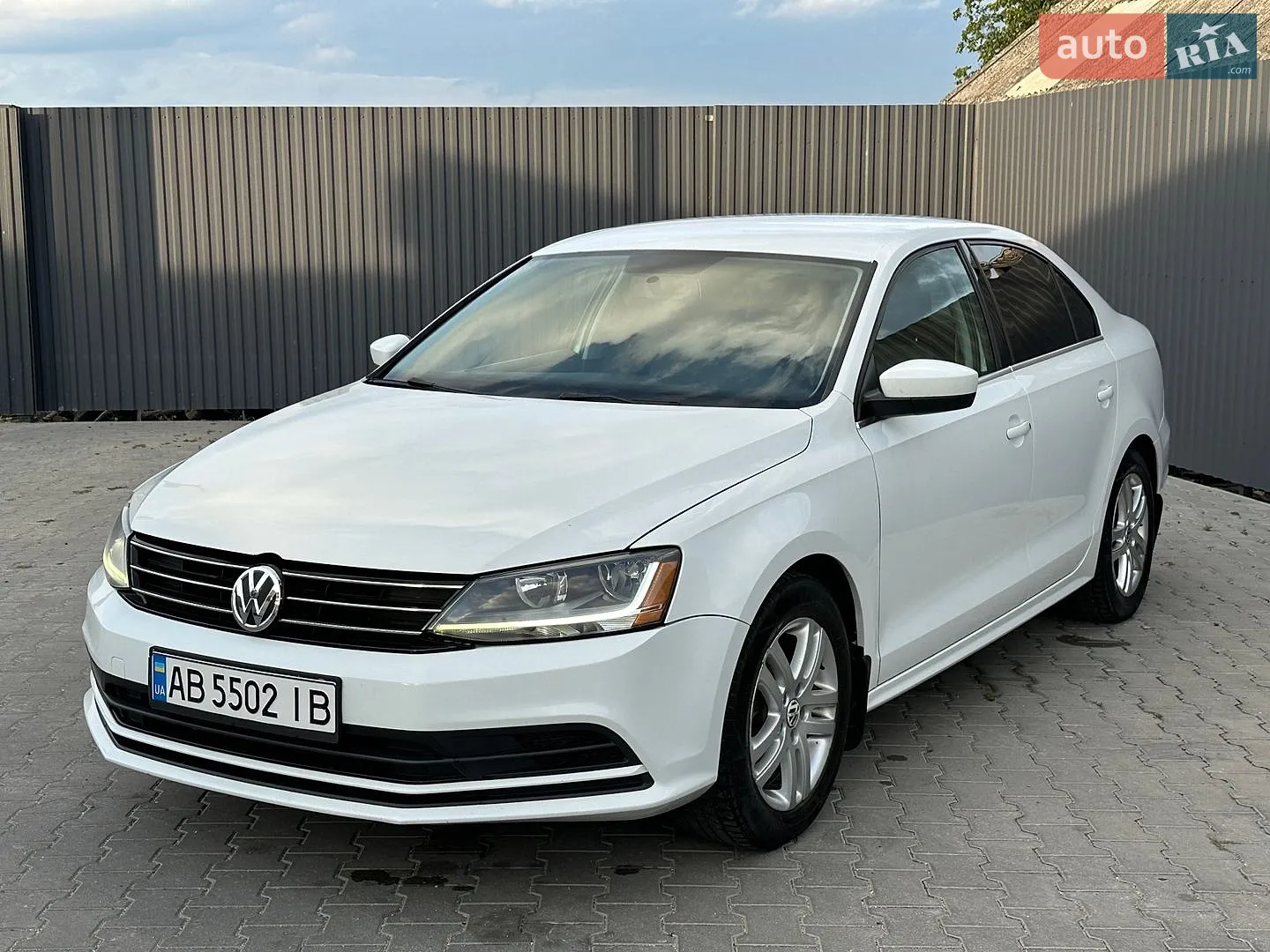 Volkswagen Jetta, 2016