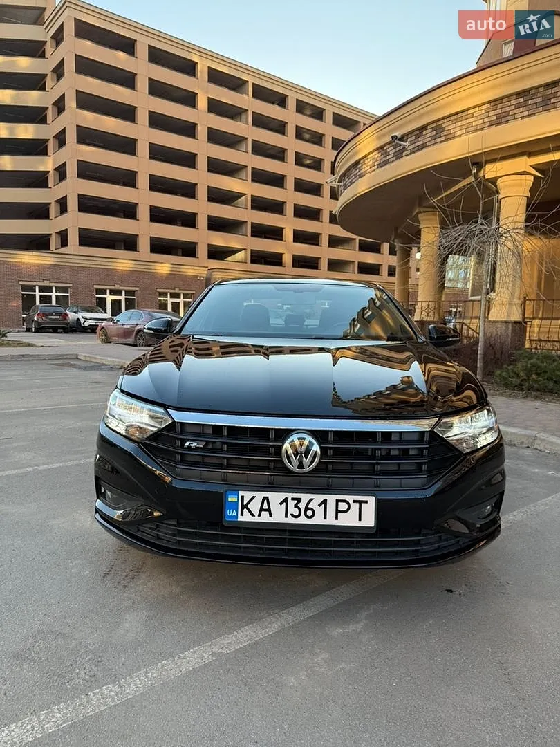 Volkswagen Jetta, 2018