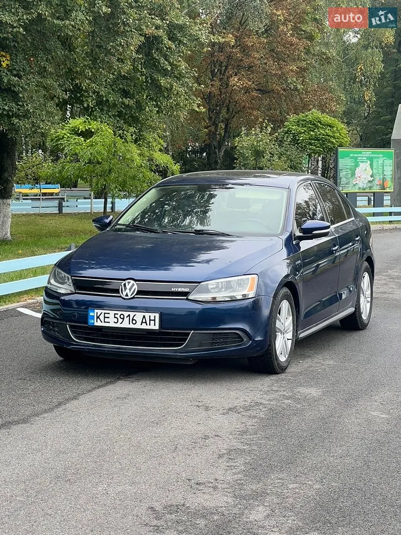 Volkswagen Jetta, 2013