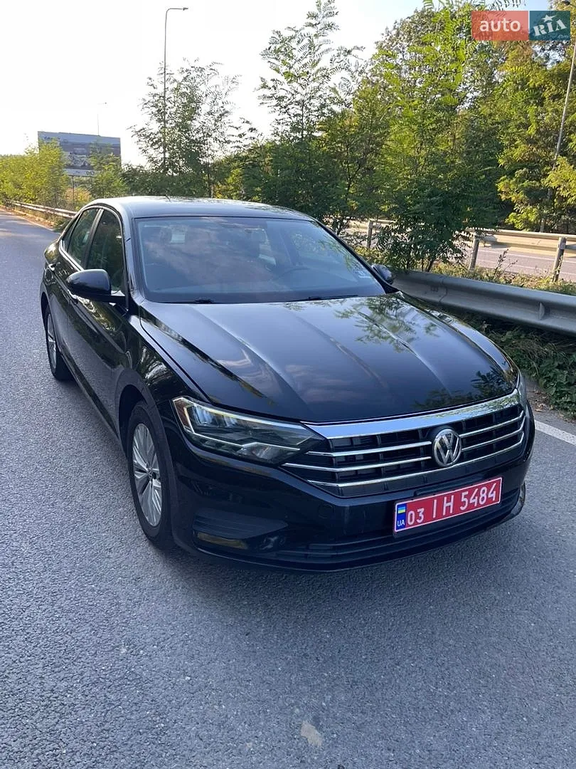 Volkswagen Jetta, 2019