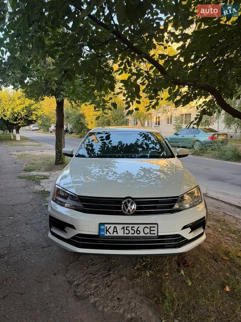 Volkswagen Jetta, 2014