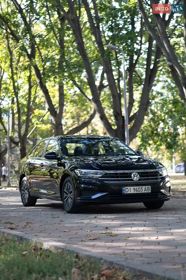 Volkswagen Jetta, 2018