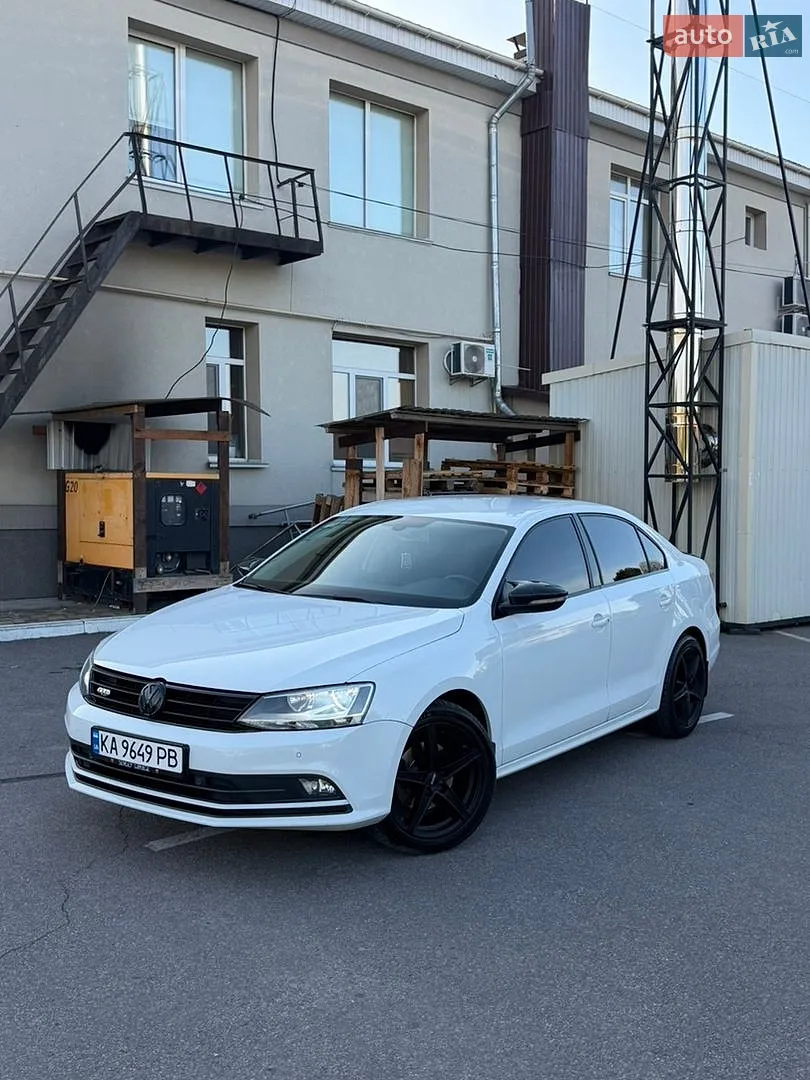 Volkswagen Jetta, 2016