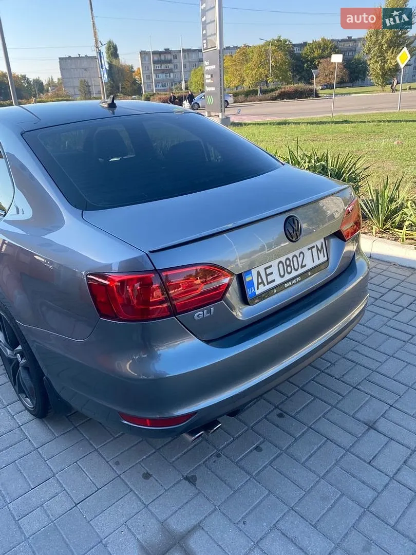 Volkswagen Jetta, 2012