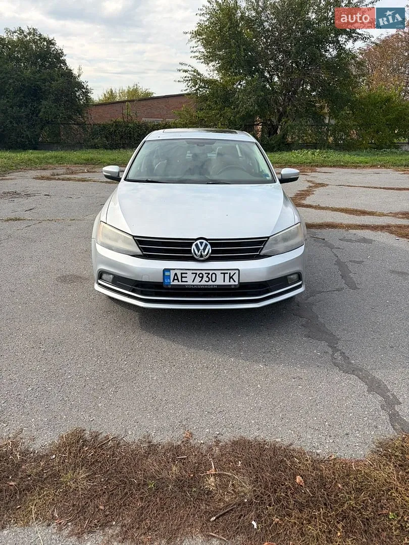 Volkswagen Jetta, 2015