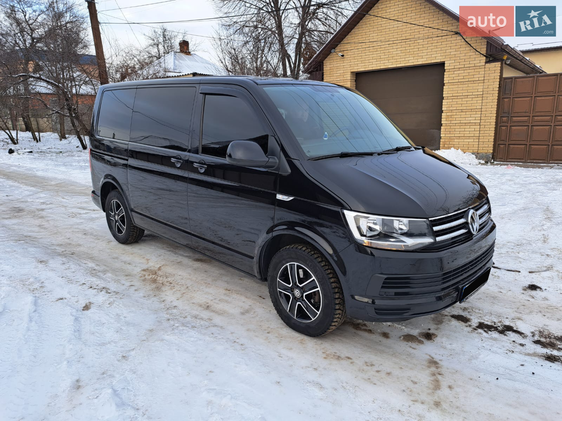 Volkswagen Multivan 2016 — 1