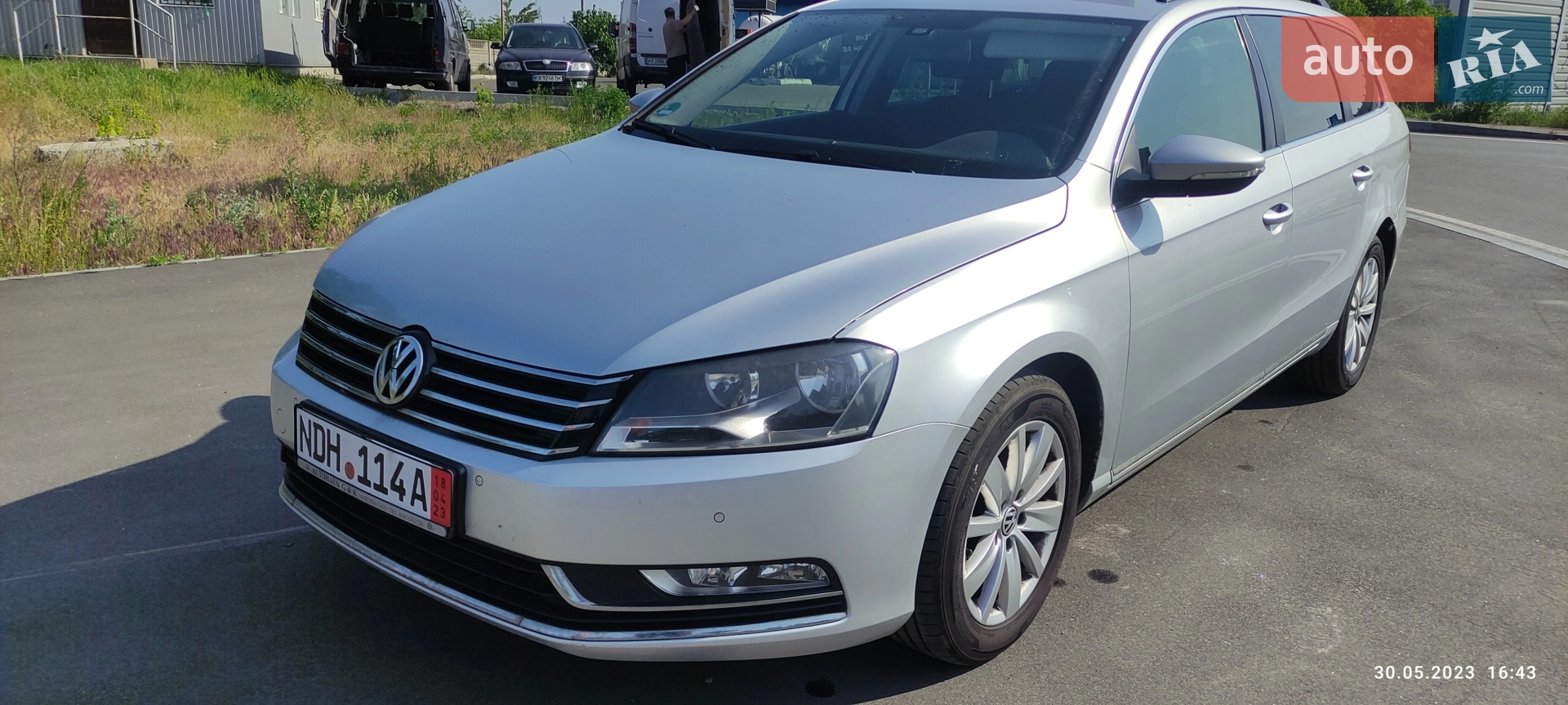 Volkswagen Passat, 2011