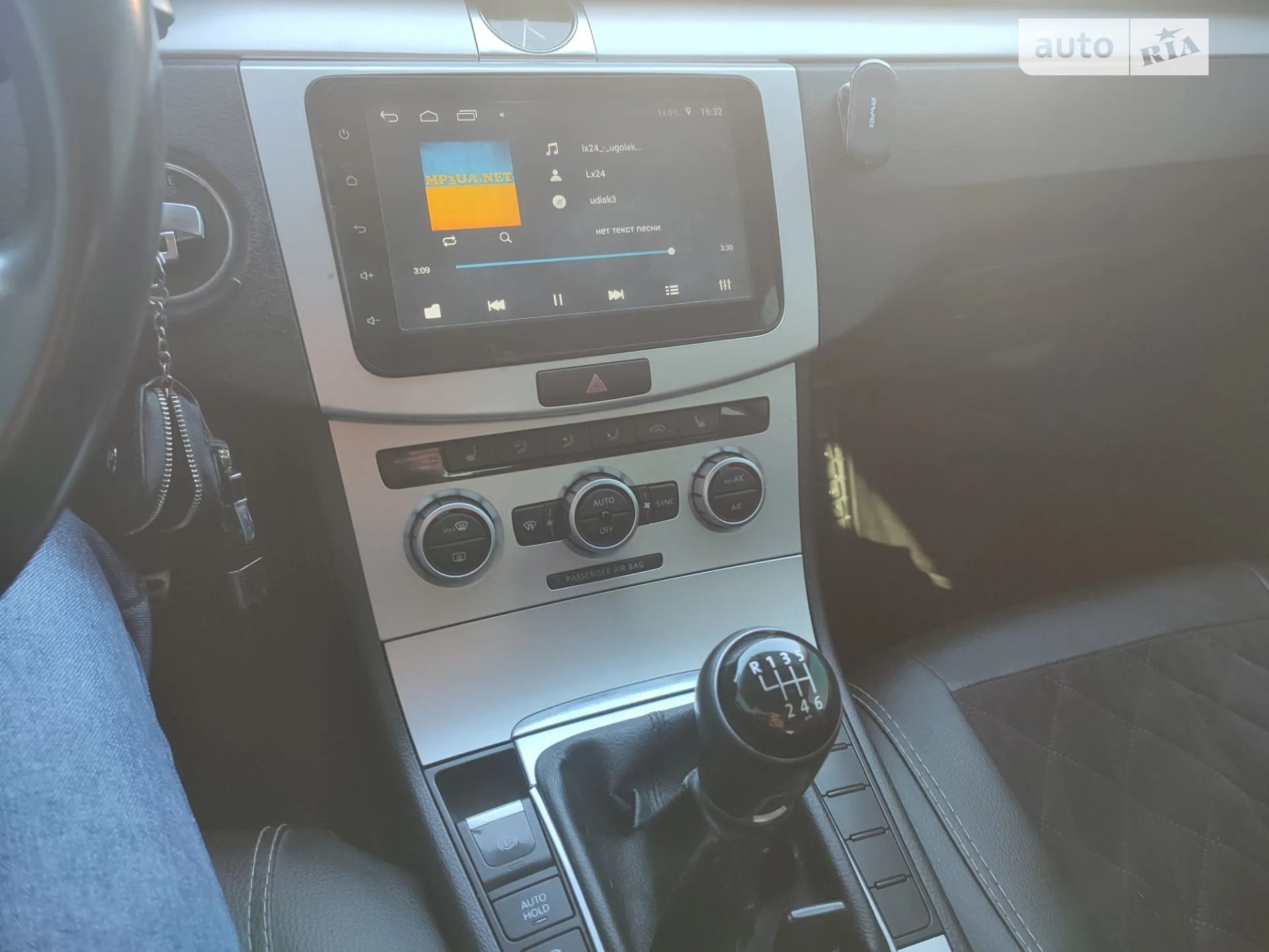 Volkswagen Passat, 2012