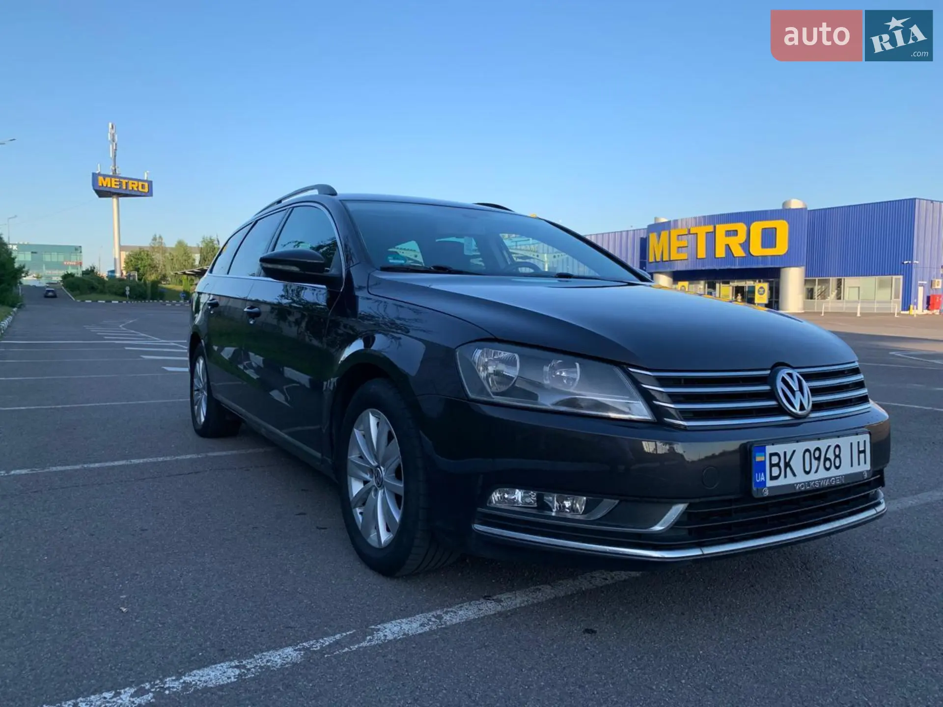 Volkswagen Passat, 2011