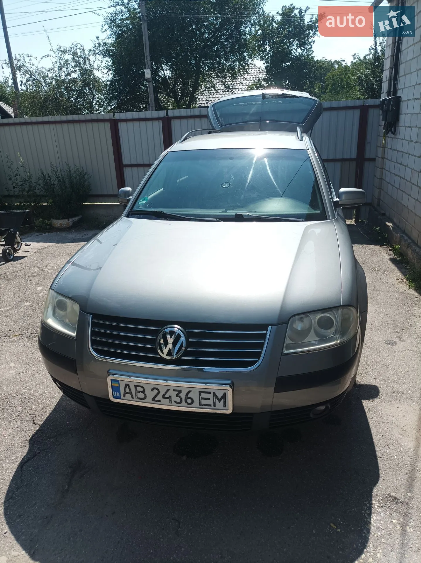 Volkswagen Passat, 2001