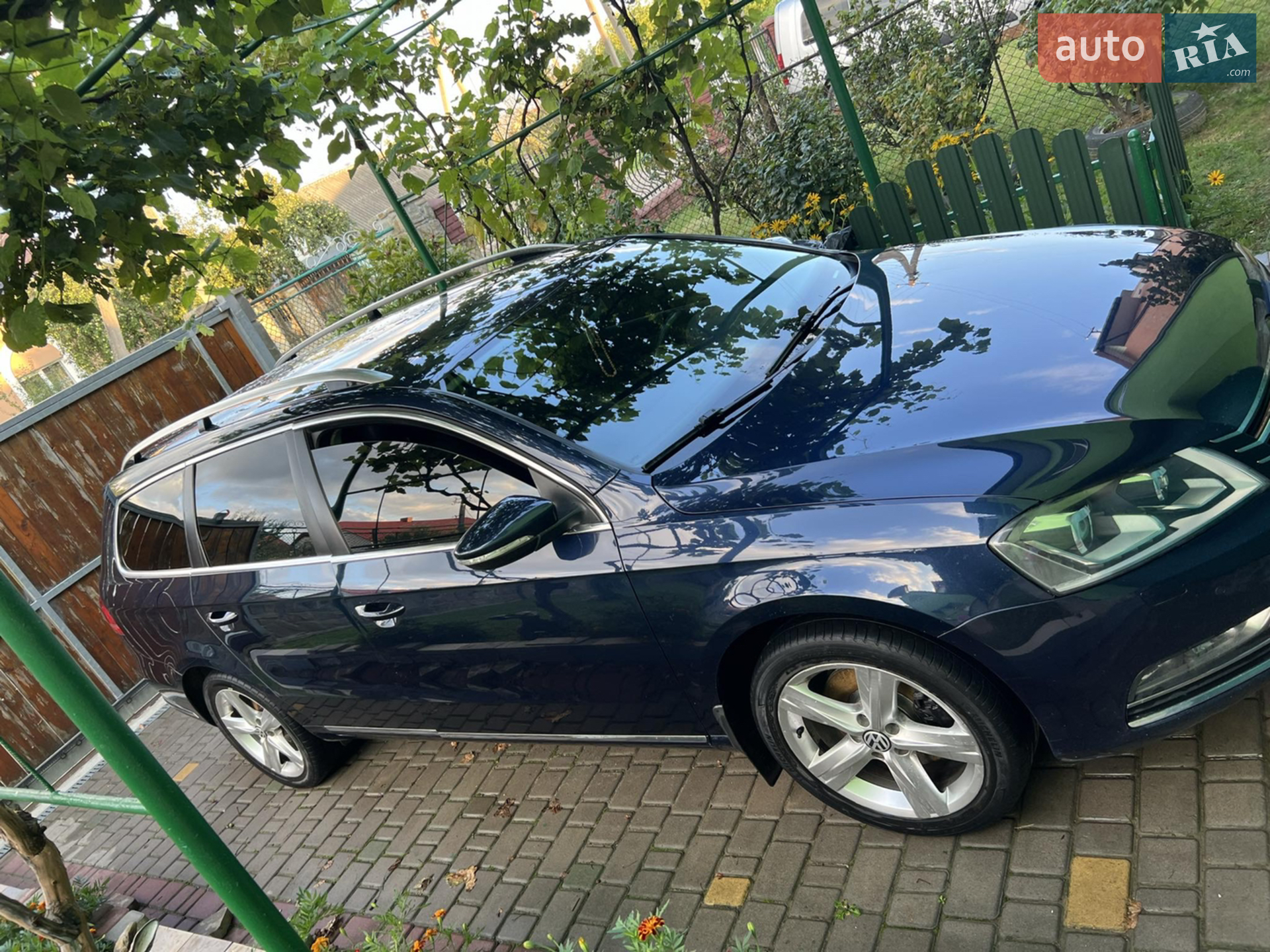 Volkswagen Passat, 2011