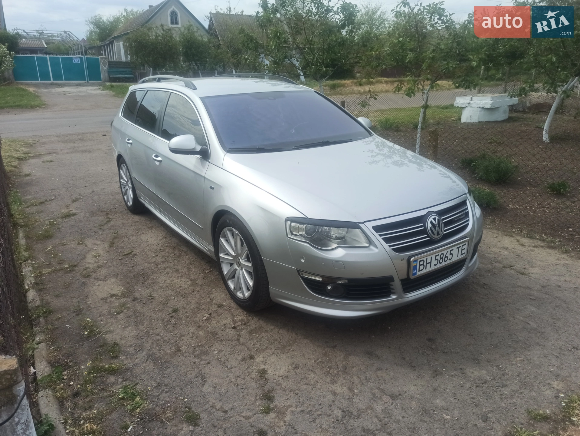 Volkswagen Passat, 2010