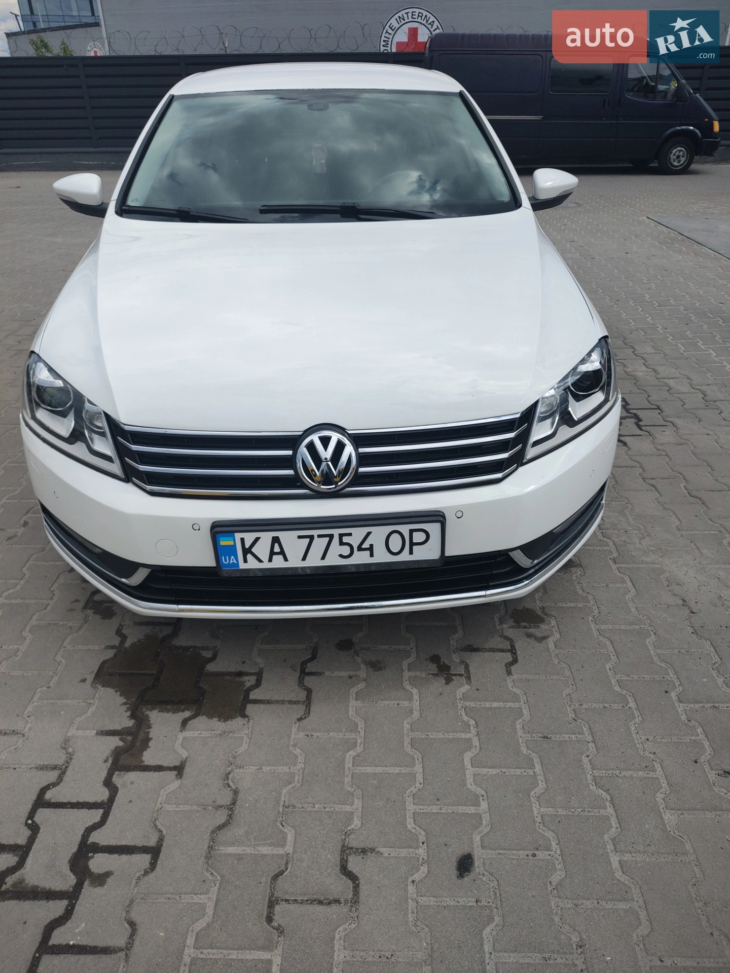 Volkswagen Passat, 2011