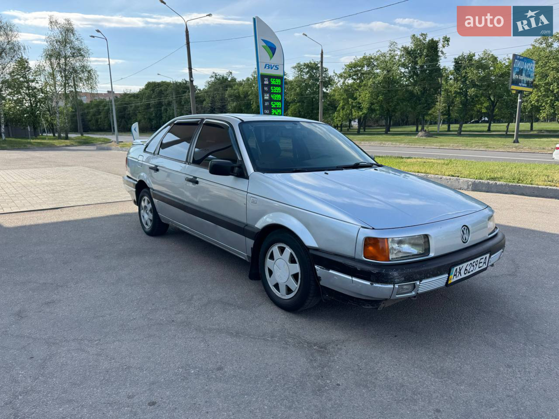 Volkswagen Passat, 1989
