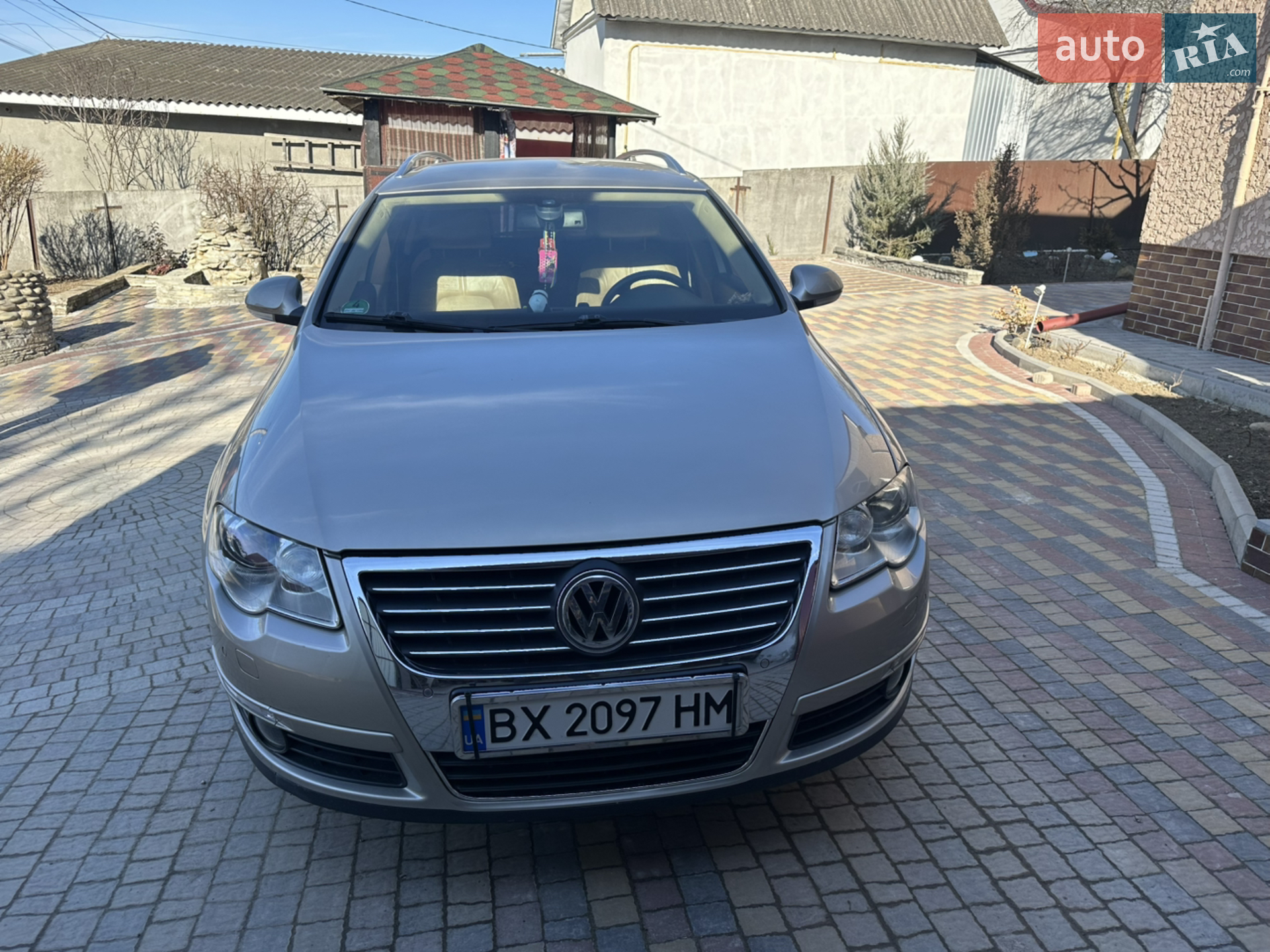 Volkswagen Passat, 2005