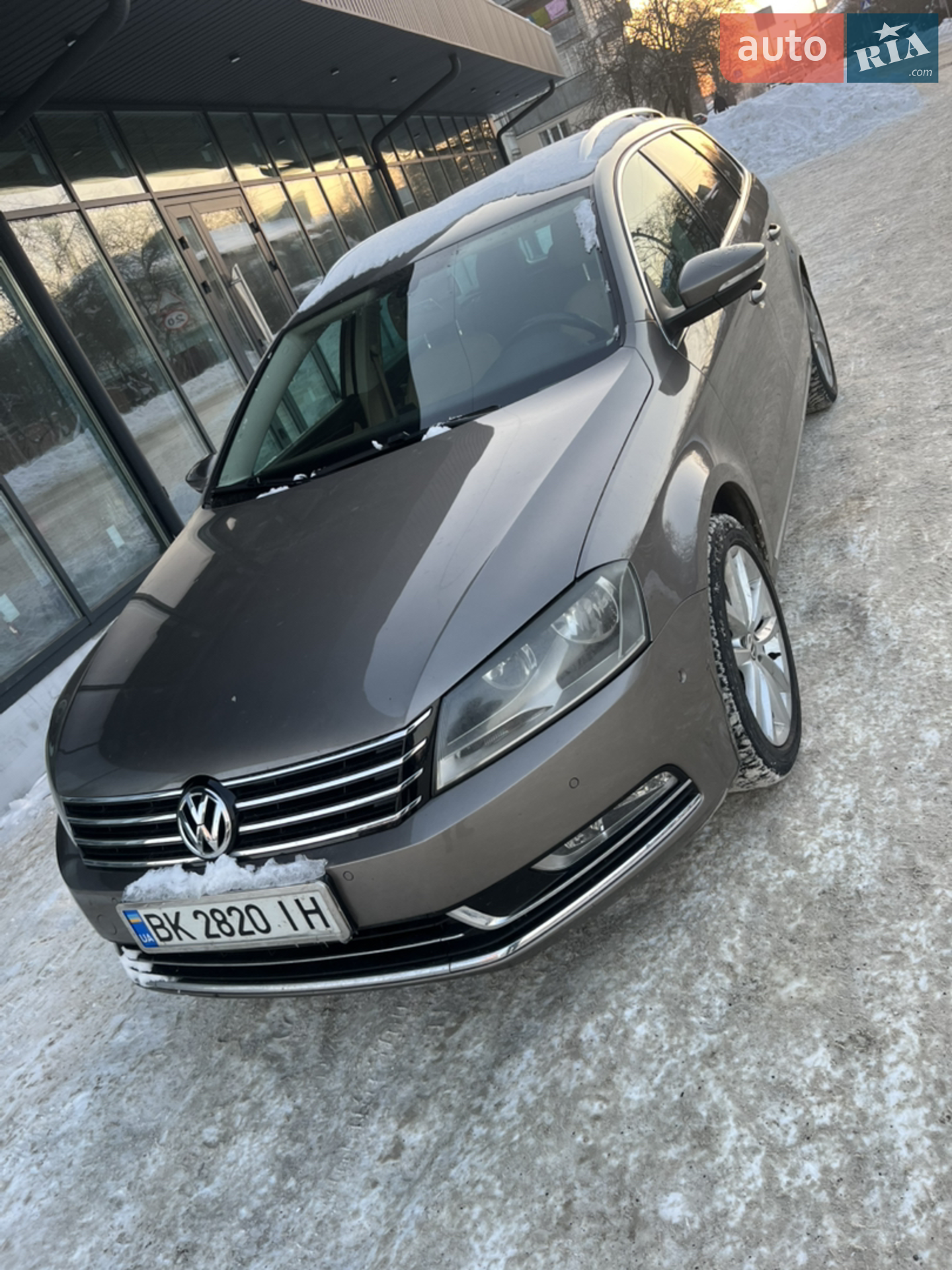 Volkswagen Passat, 2011
