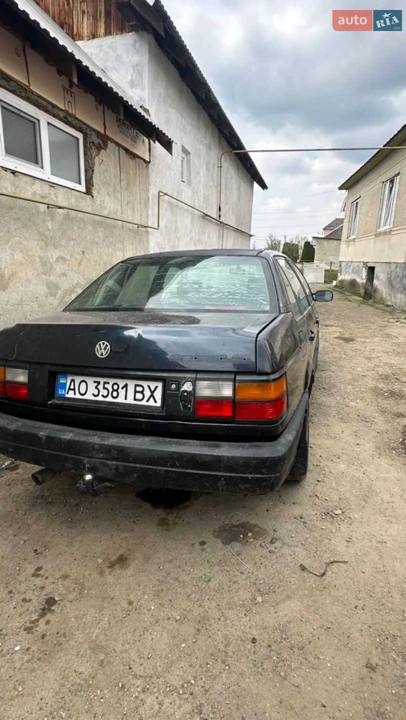 Volkswagen Passat, 1989