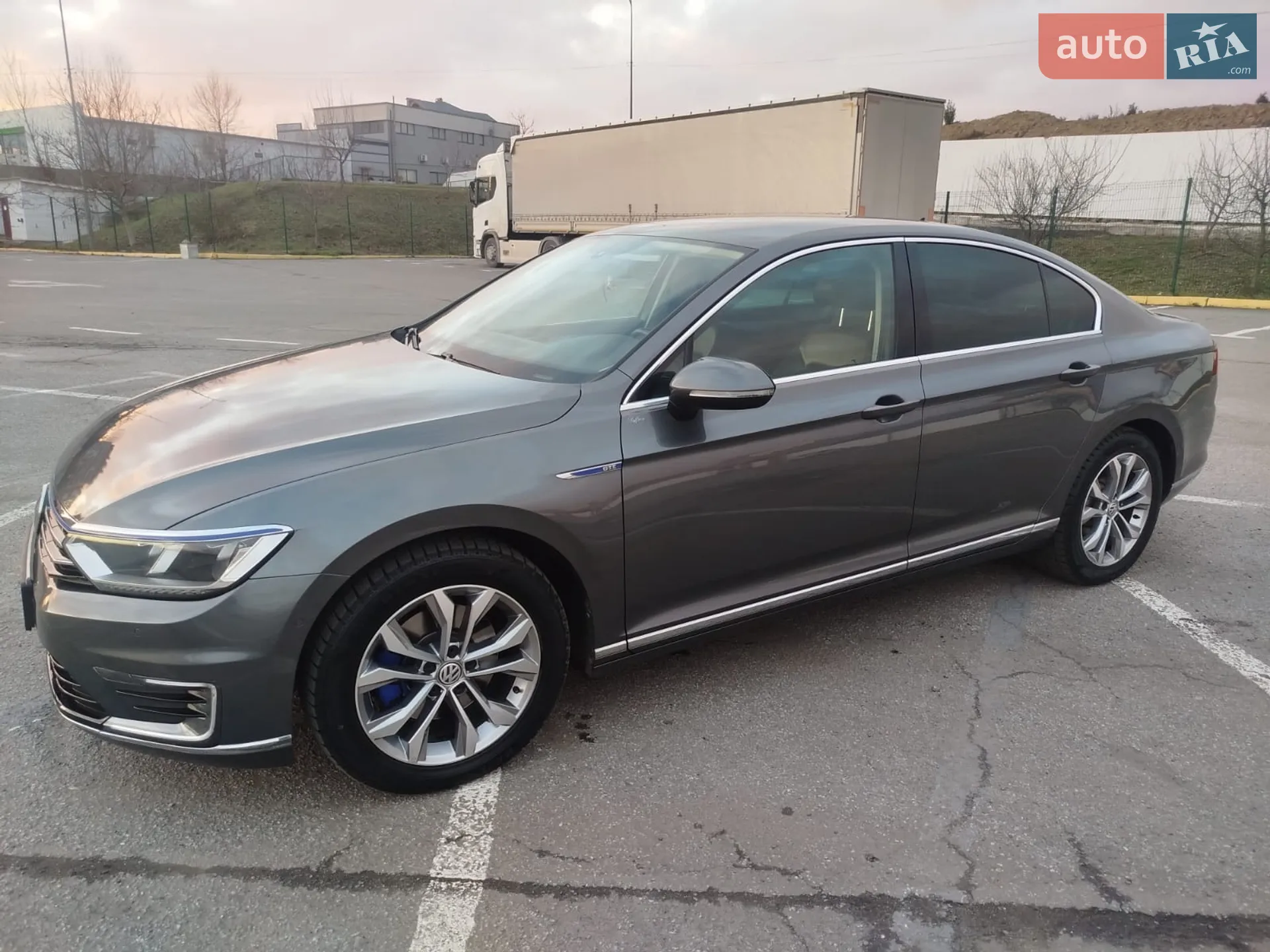 Volkswagen Passat, 2016