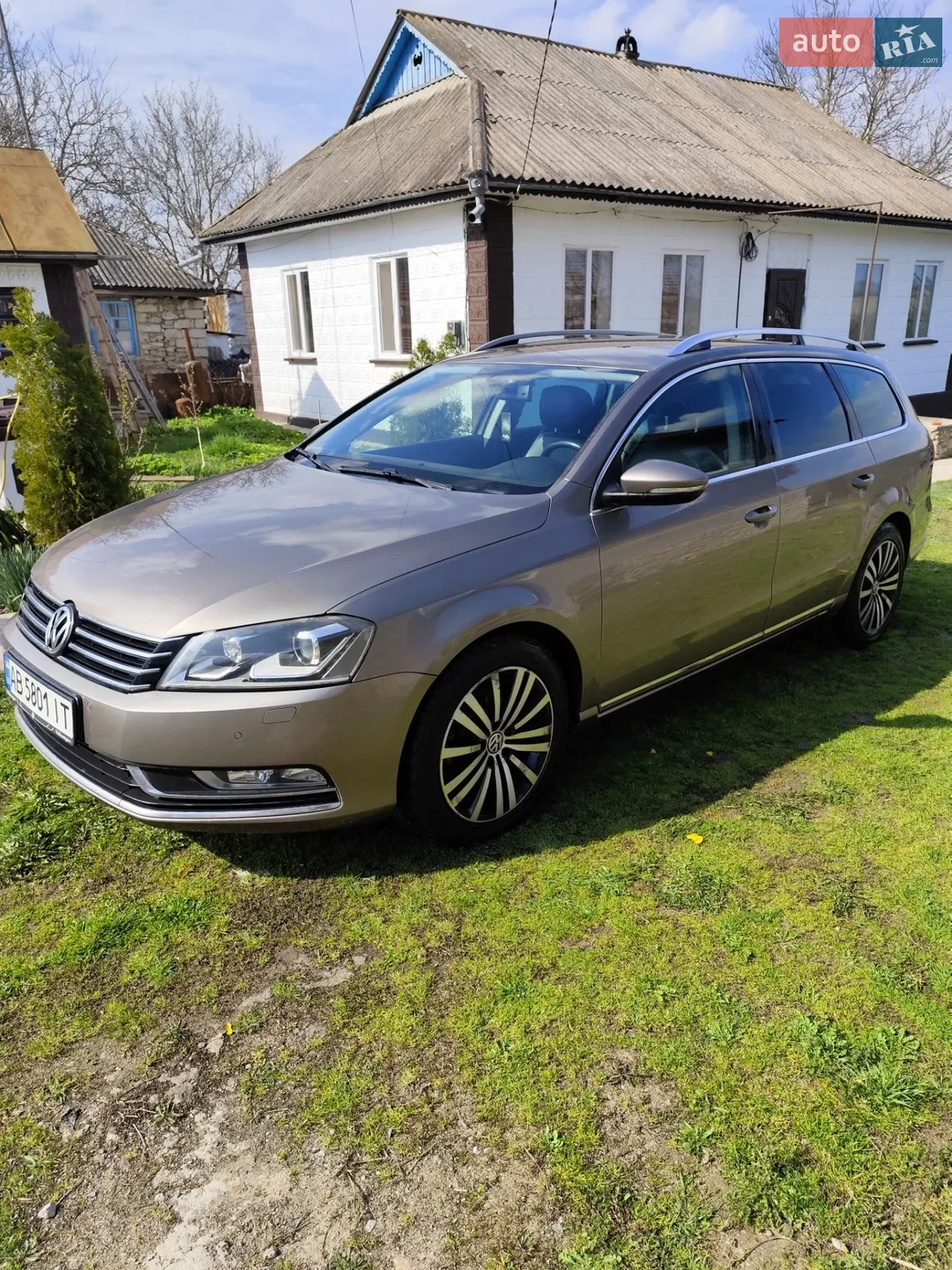 Volkswagen Passat, 2011
