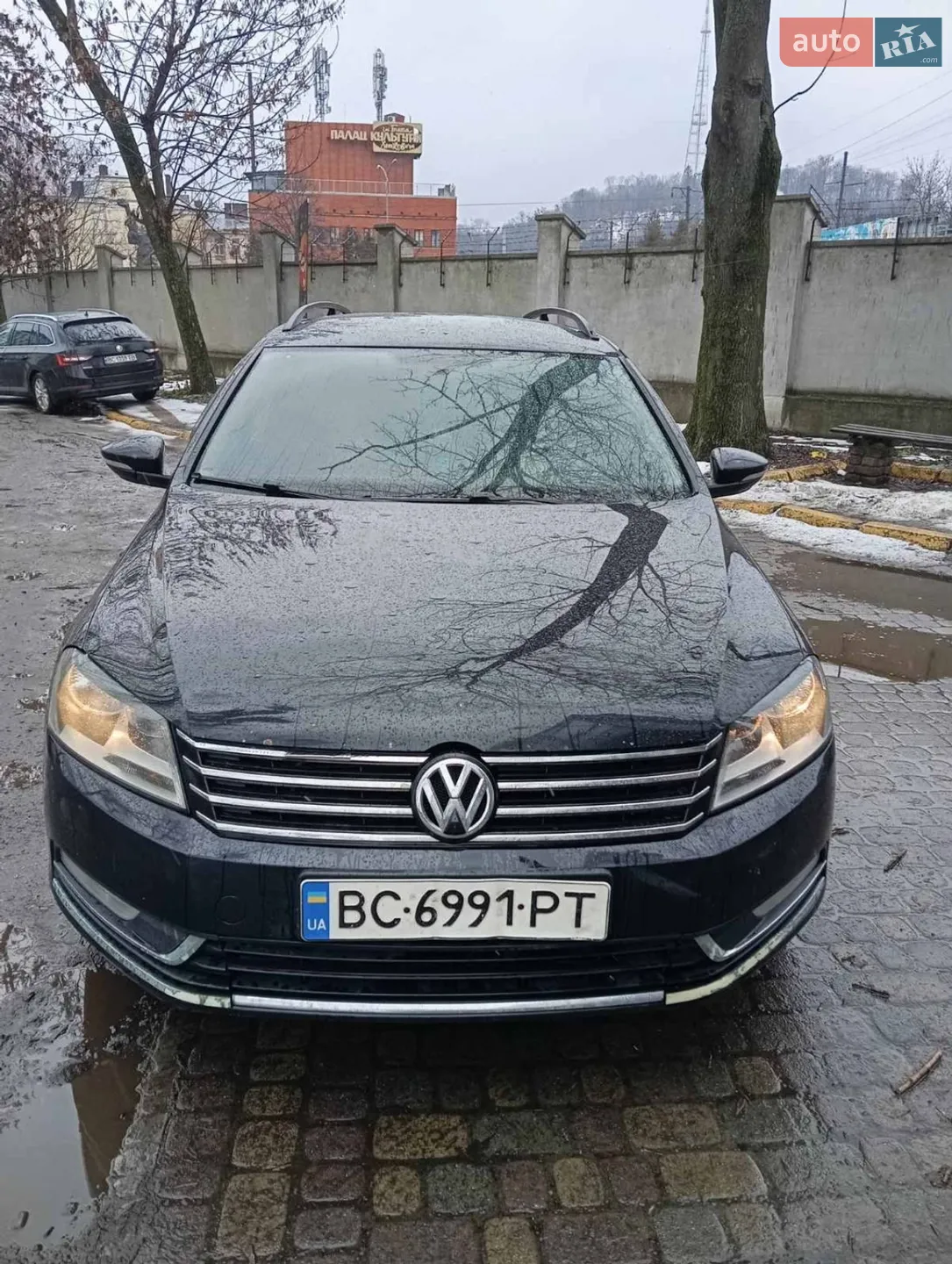 Volkswagen Passat, 2011