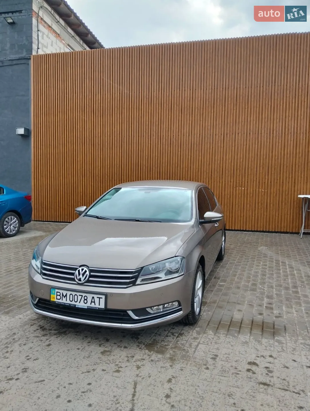 Volkswagen Passat, 2011