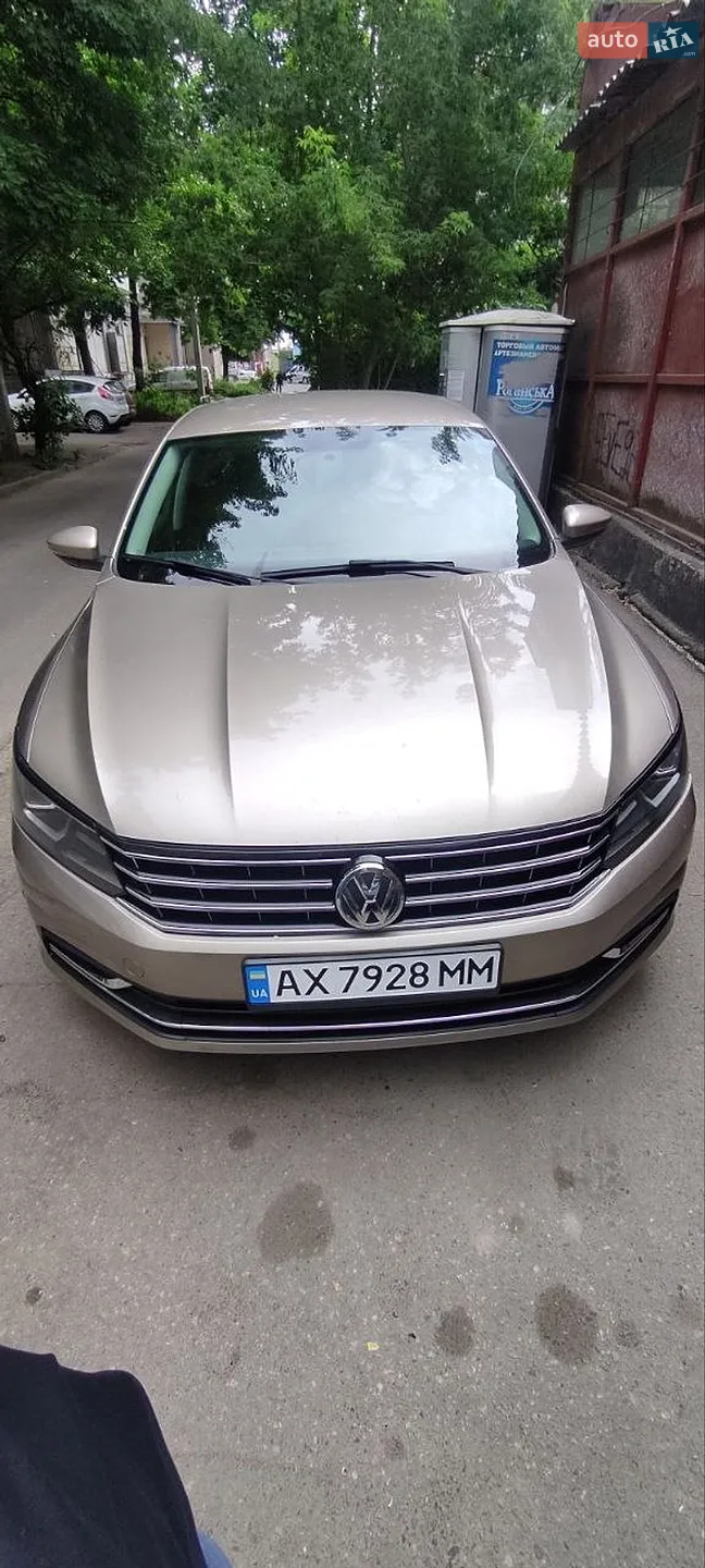 Volkswagen Passat, 2015