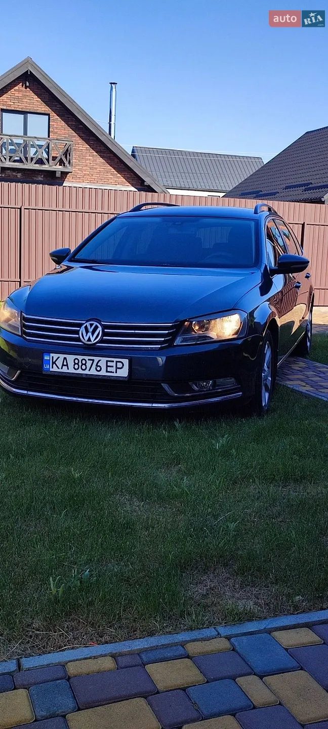 Volkswagen Passat, 2011