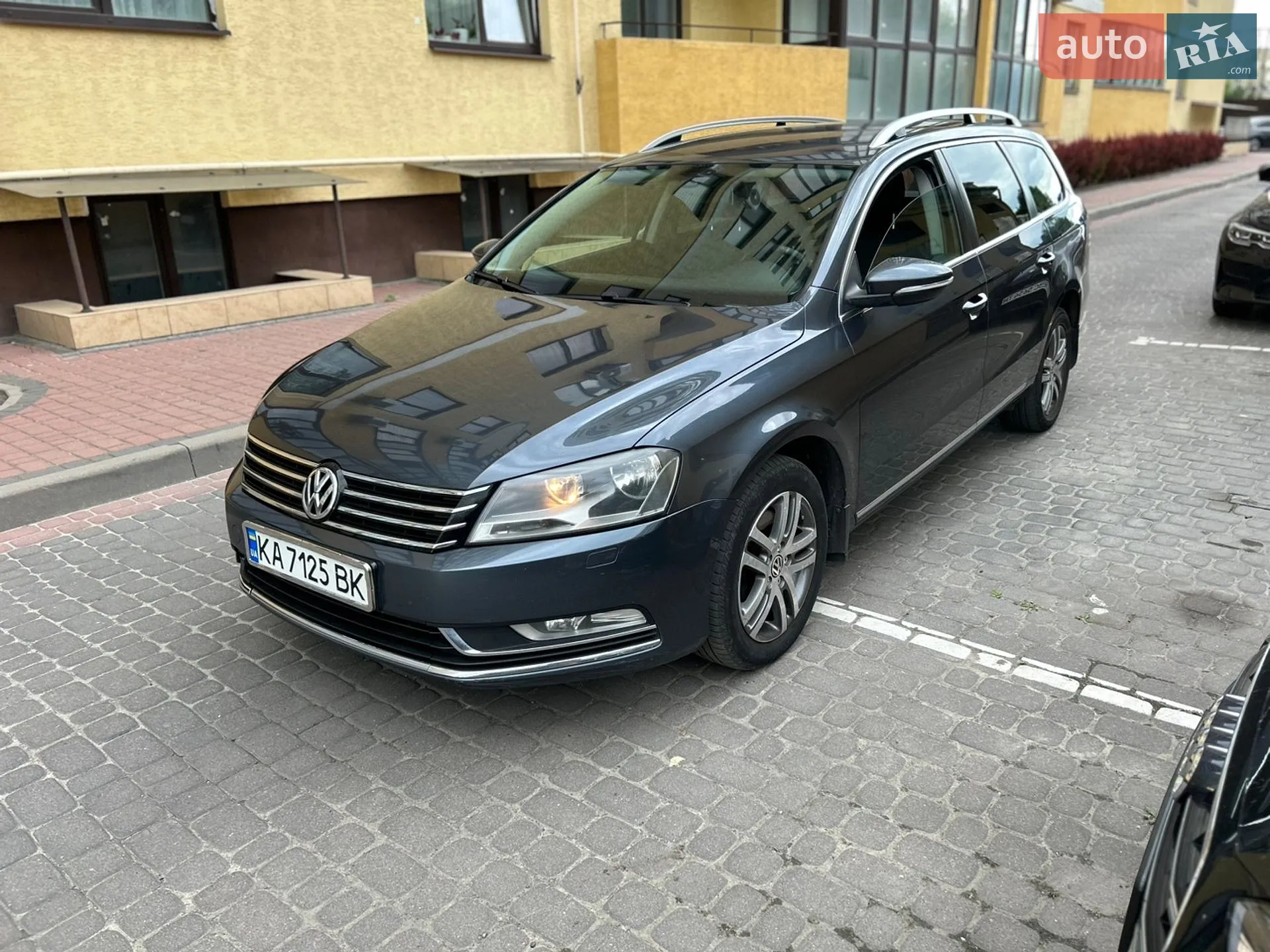 Volkswagen Passat, 2011