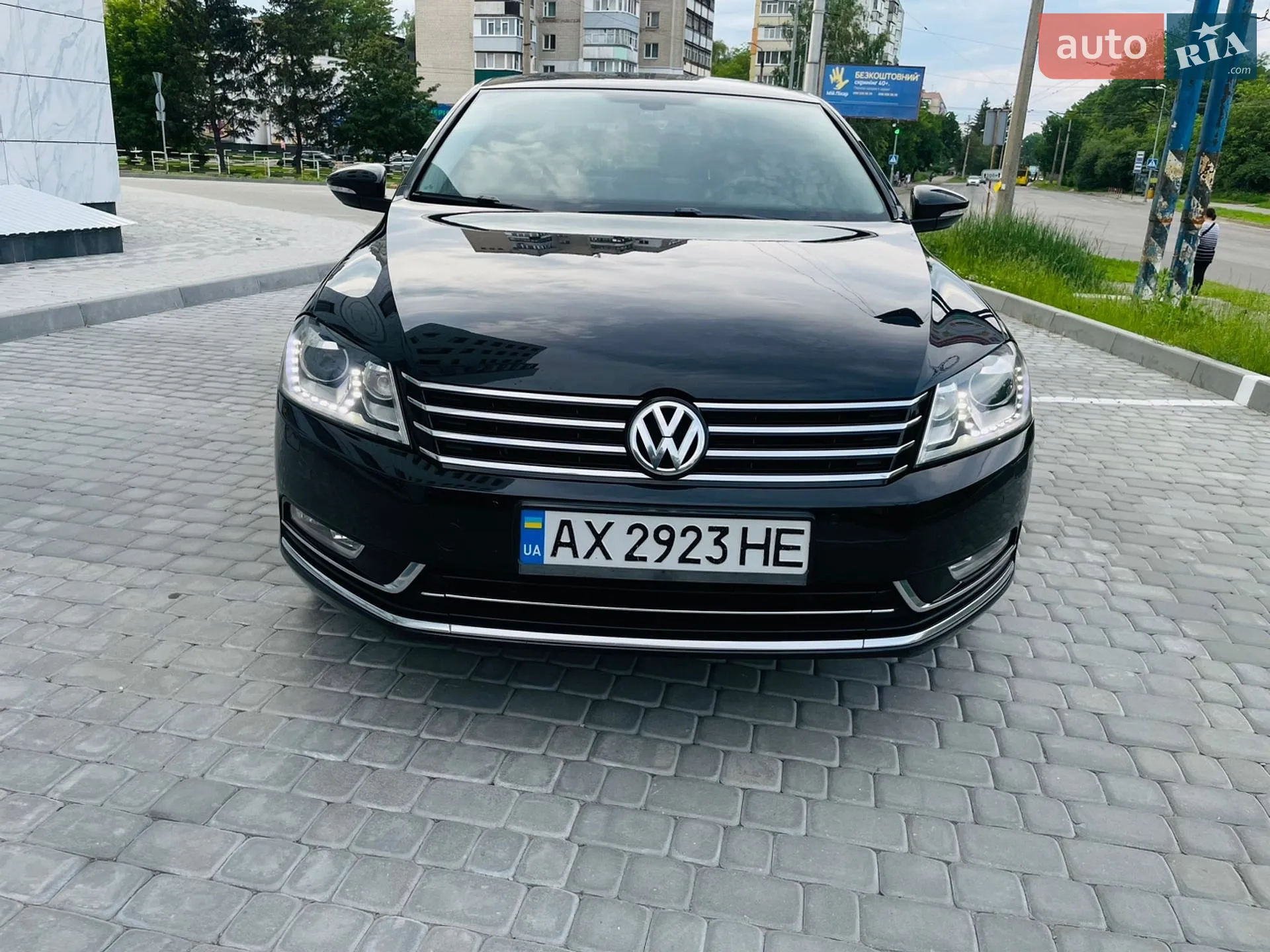 Volkswagen Passat, 2011