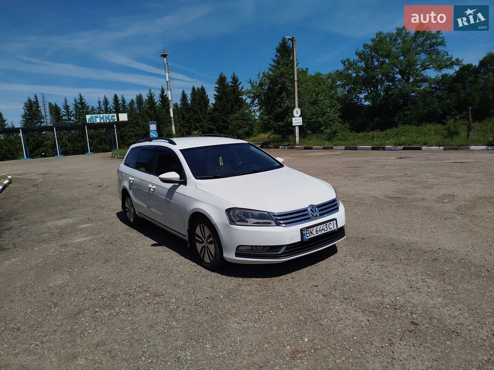 Volkswagen Passat, 2011