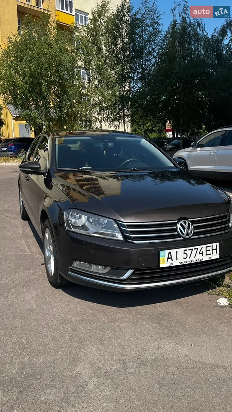 Volkswagen Passat, 2011