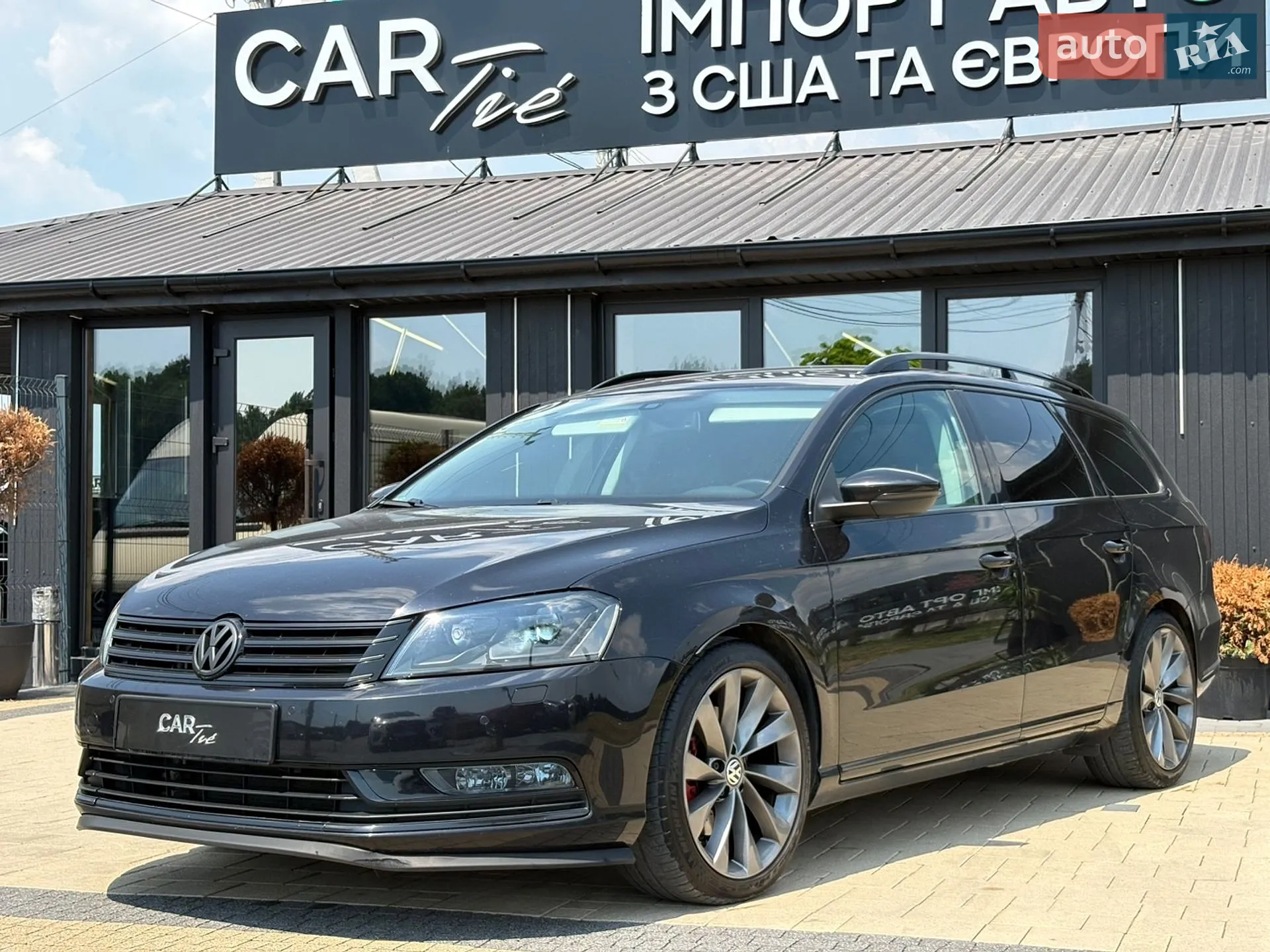 Volkswagen Passat, 2011