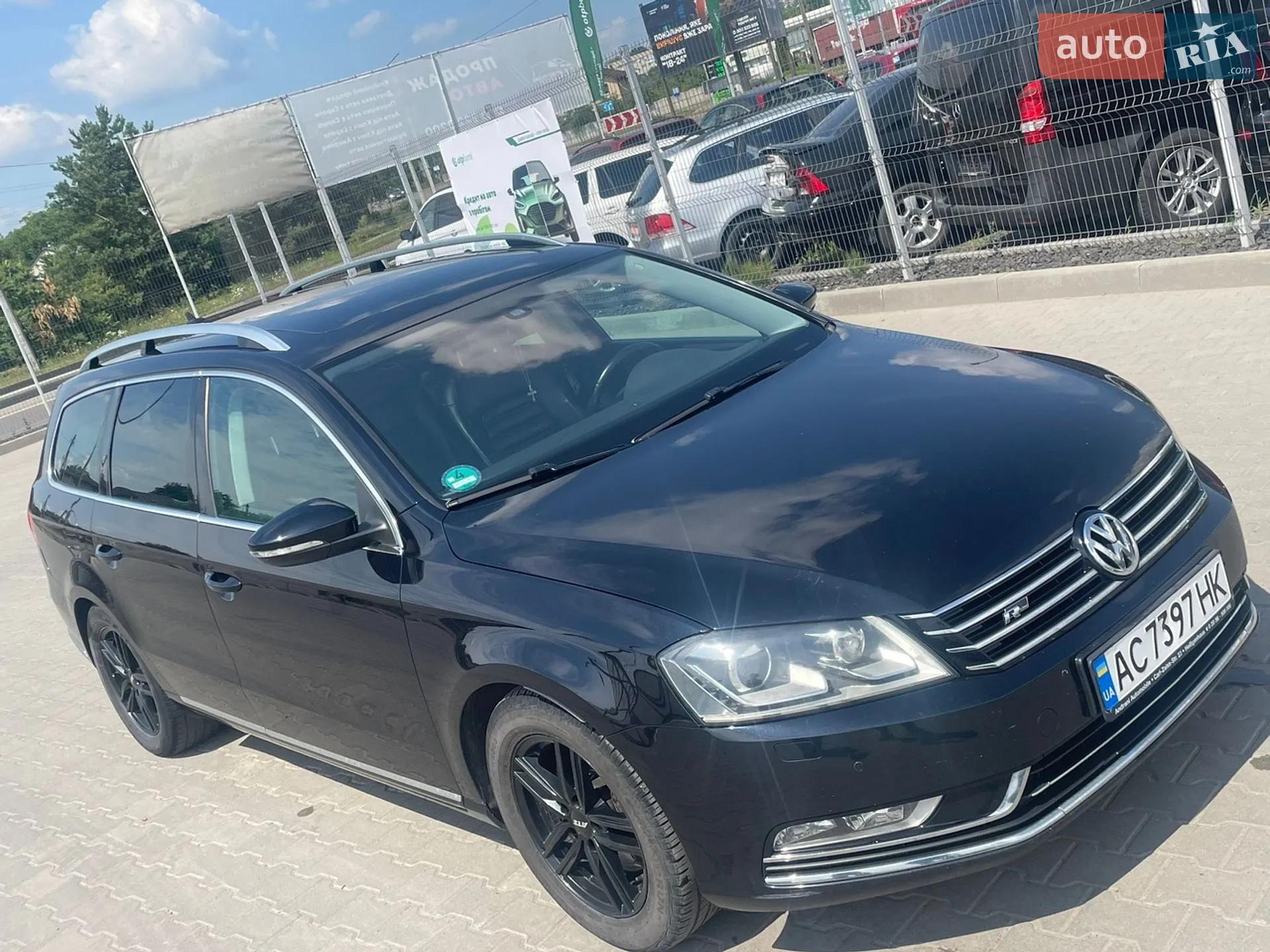 Volkswagen Passat 2011 — 1