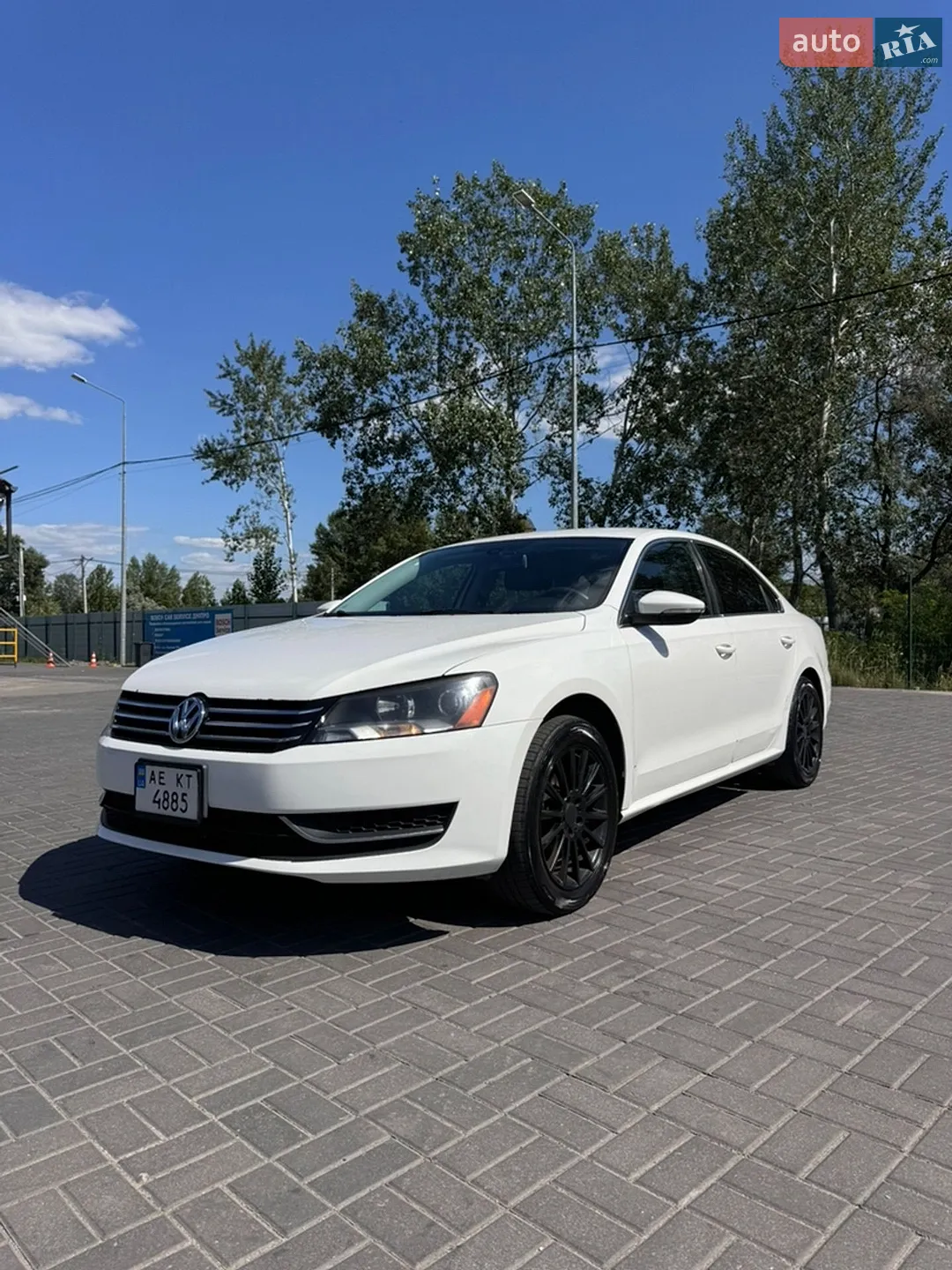 Volkswagen Passat, 2011