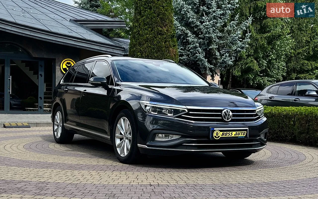 Volkswagen Passat, 2020