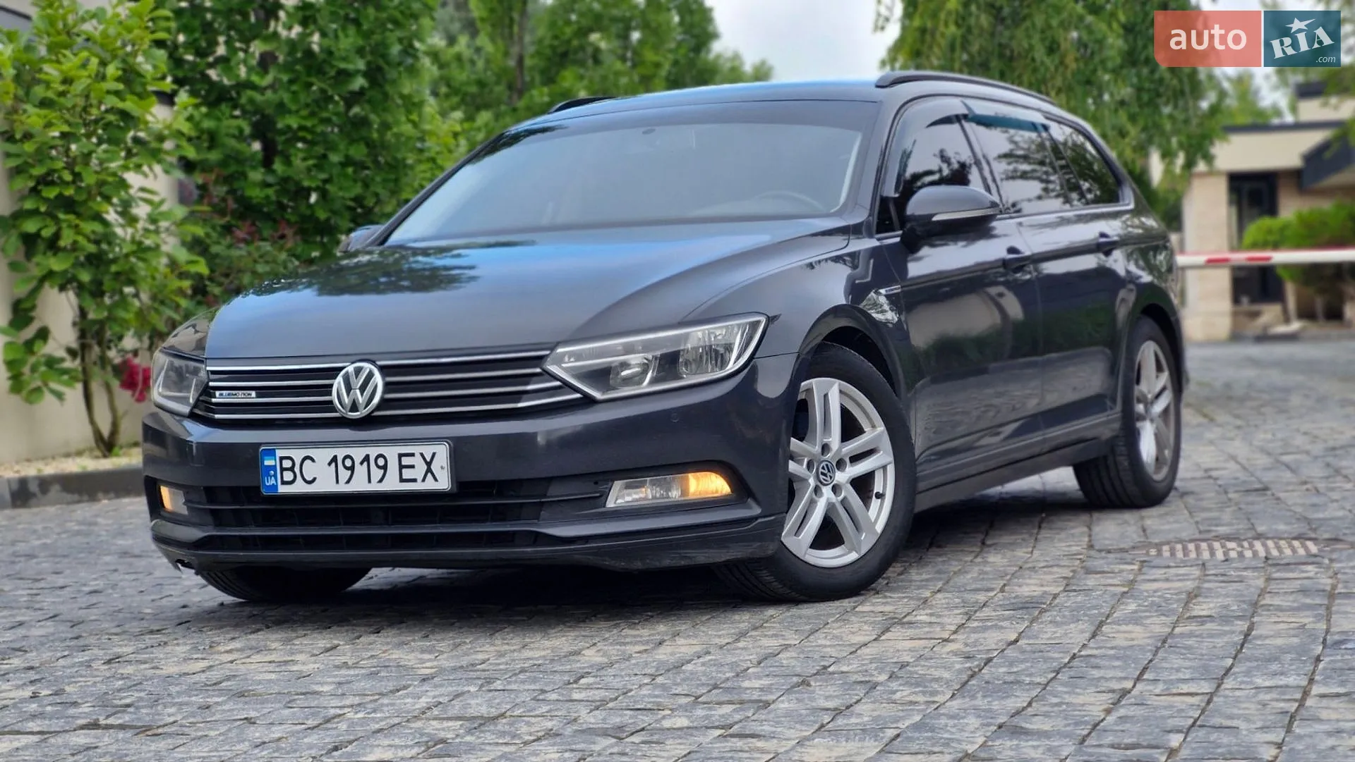 Volkswagen Passat, 2016