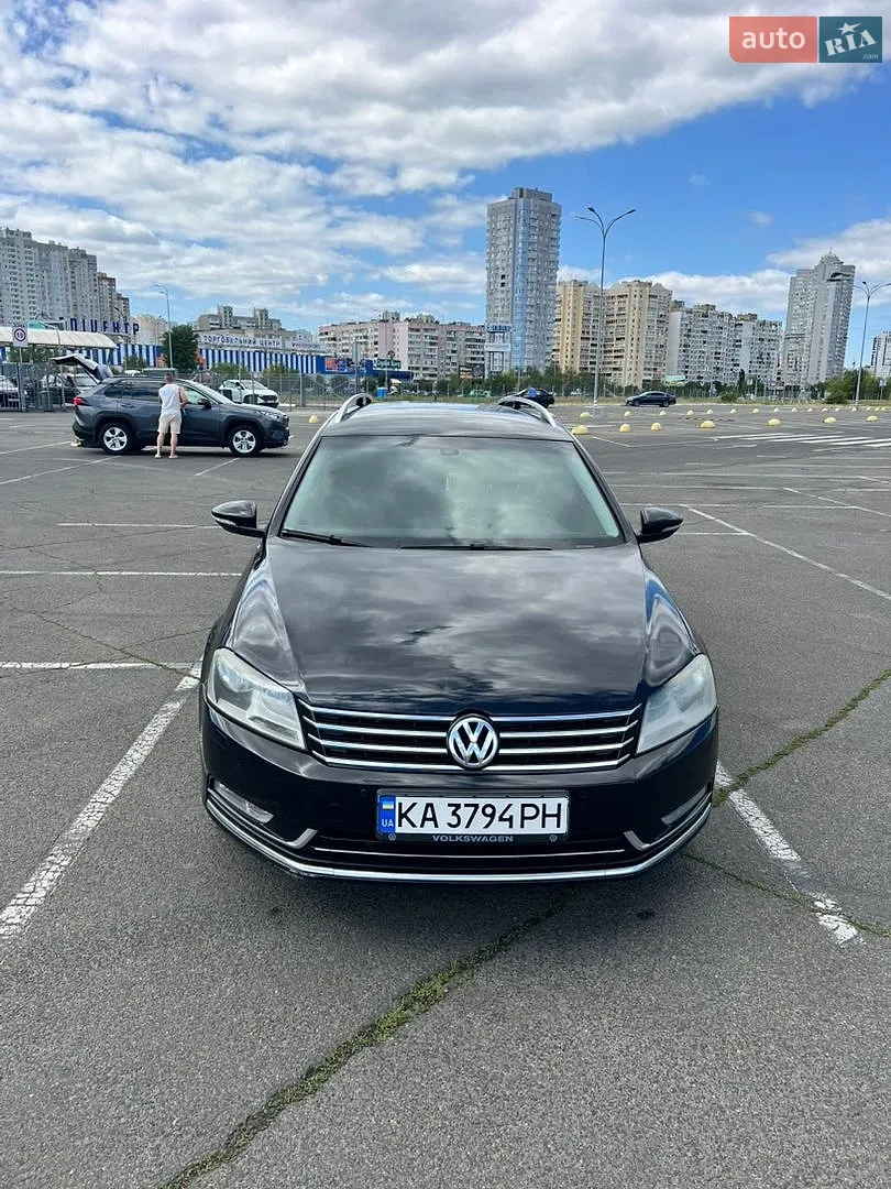 Volkswagen Passat, 2011