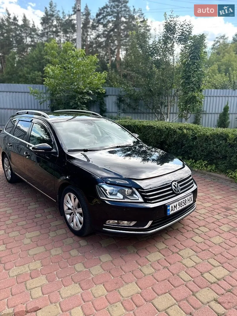 Volkswagen Passat, 2011