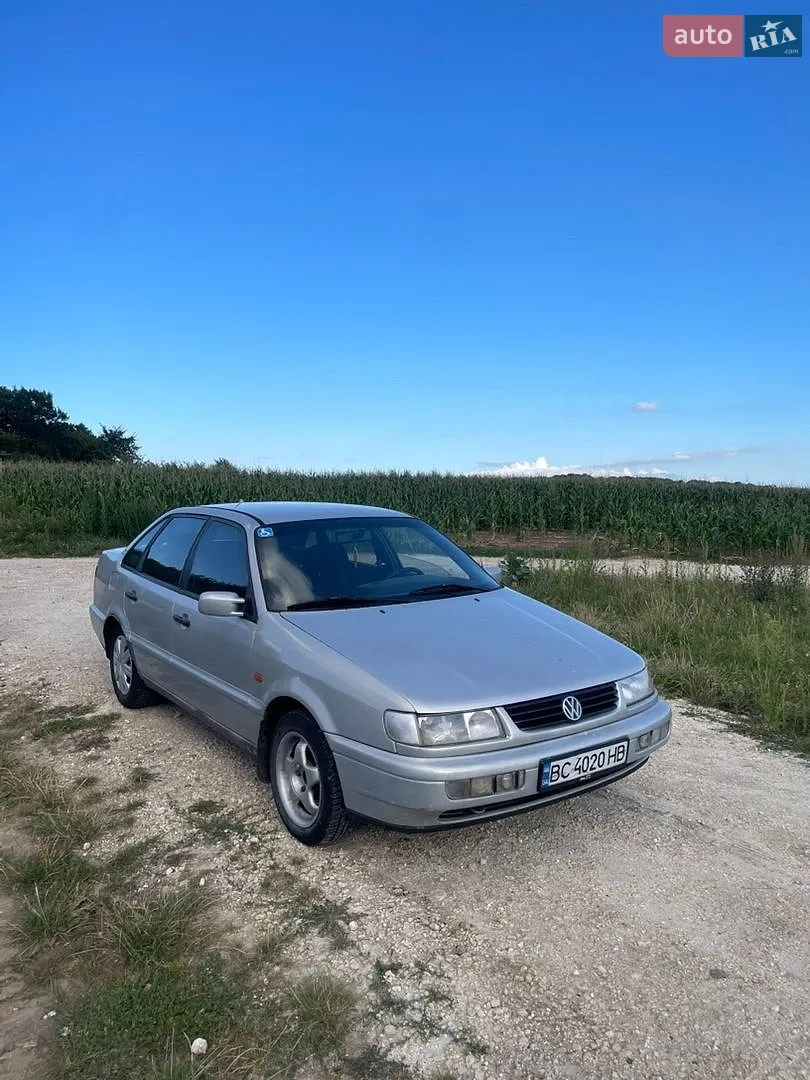 Volkswagen Passat, 1996