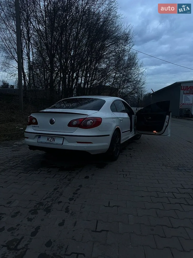 Volkswagen Passat, 2010
