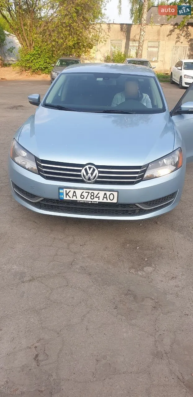Volkswagen Passat, 2012