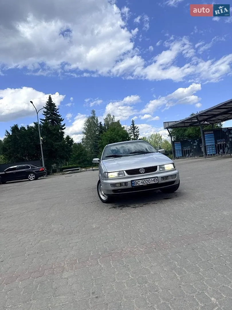 Volkswagen Passat, 1996