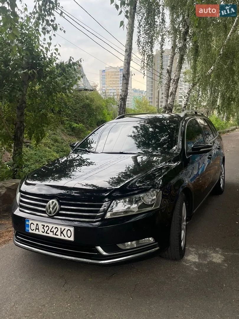 Volkswagen Passat, 2011