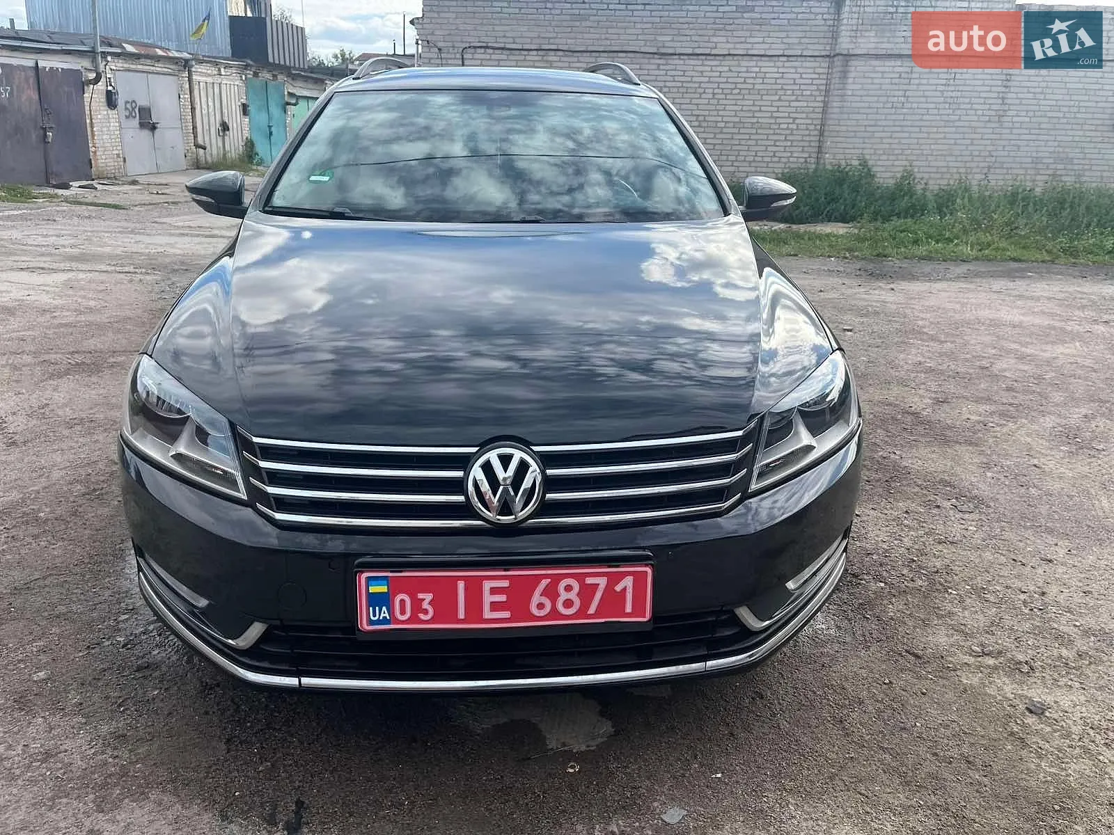 Volkswagen Passat, 2011
