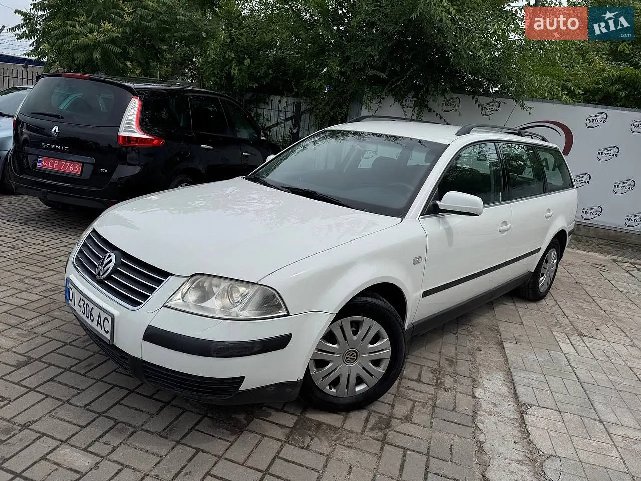 Volkswagen Passat, 2001