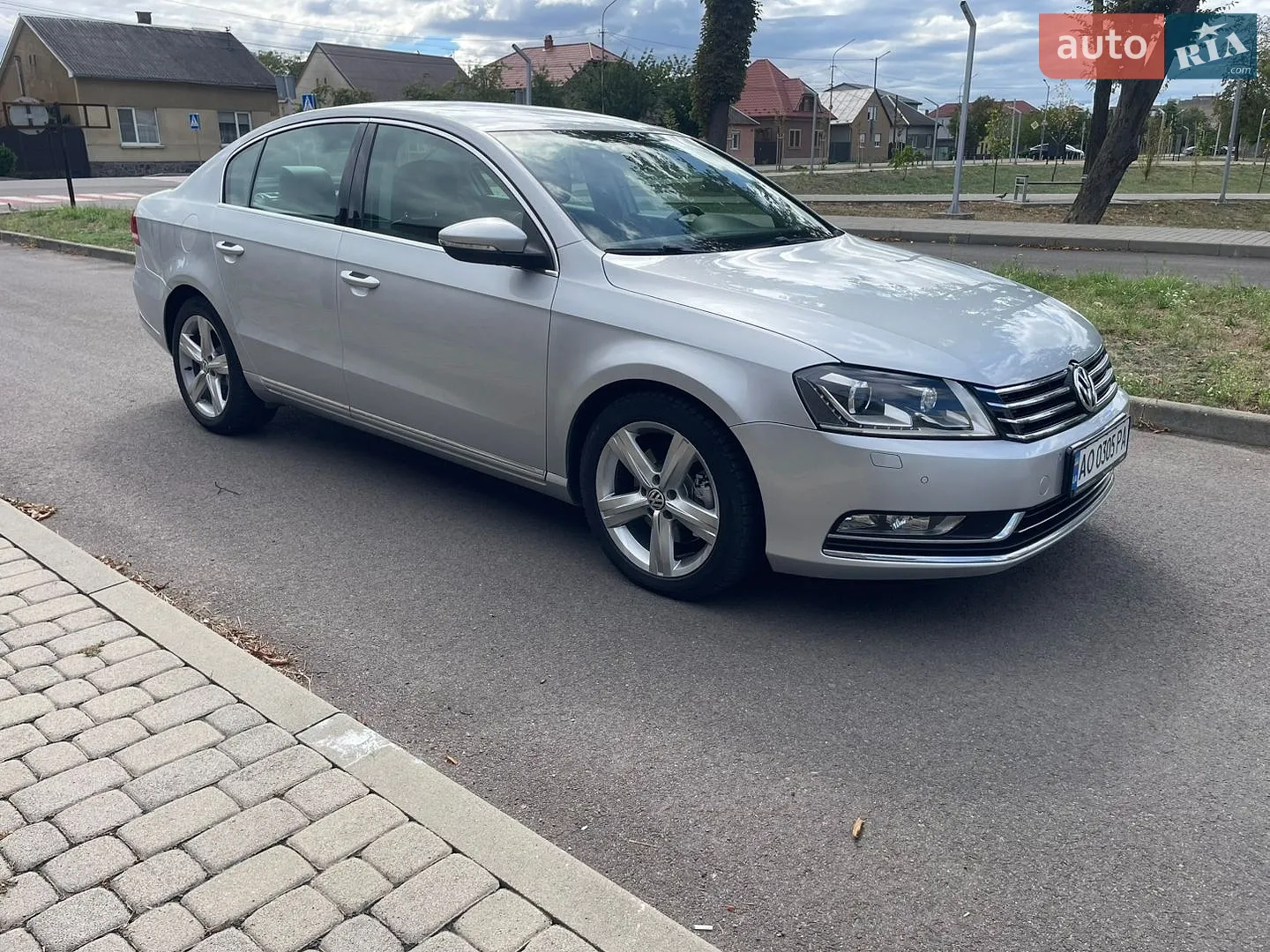 Volkswagen Passat, 2011