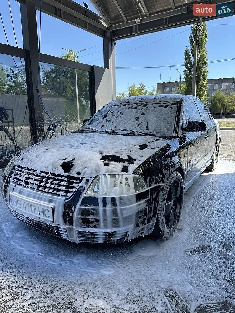 Volkswagen Passat, 2001